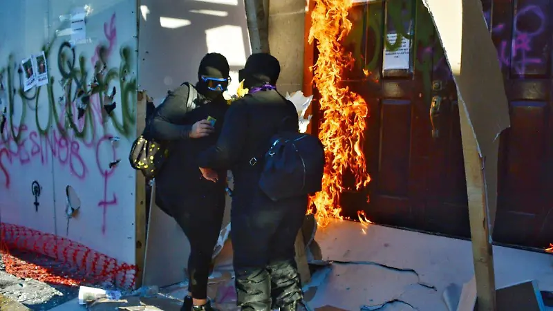 Bloque negro en la marcha feminista de Durango 